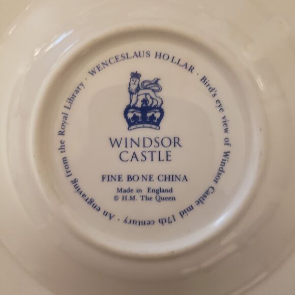 Vintage Windsor Castle Dish Blue White HR Queen Fine Bone China for Trinket Ring - Picture 7 of 9